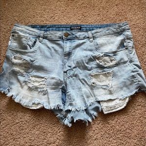 Comfy jean shorts